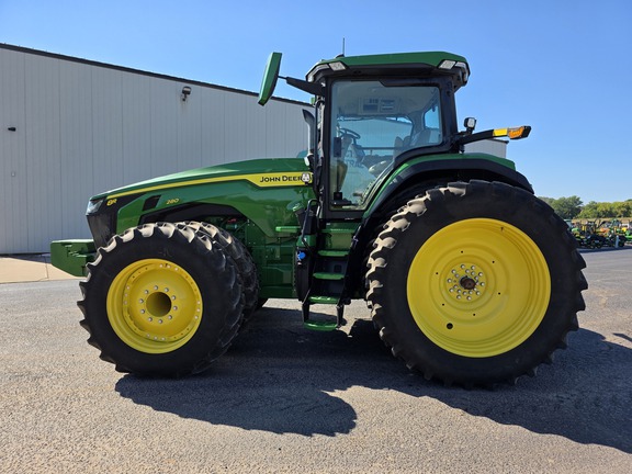 2022 John Deere 8R 280 Tractor