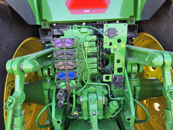 2022 John Deere 8R 280 Tractor