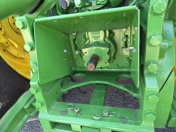 2022 John Deere 8R 280 Tractor