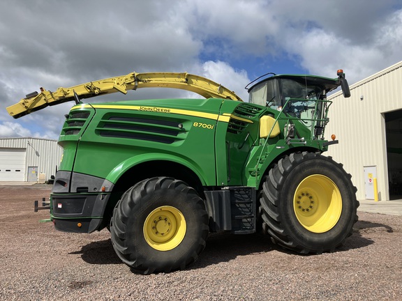 2017 John Deere 8700 Forage Harvester