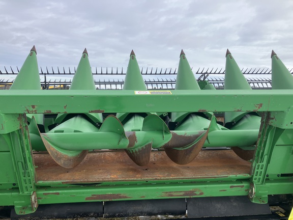 2010 John Deere 608C StalkMaster Header Corn Head