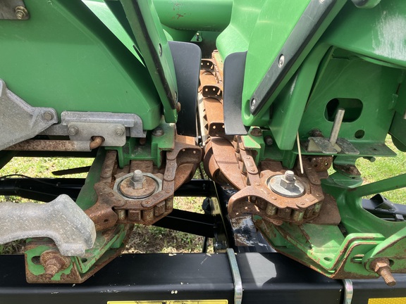 2010 John Deere 608C StalkMaster Header Corn Head