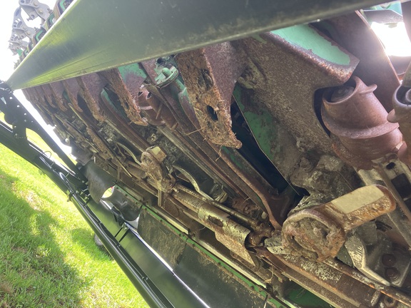 2010 John Deere 608C StalkMaster Header Corn Head