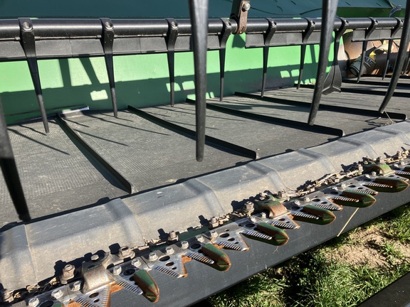 2014 John Deere 635FD Header Combine