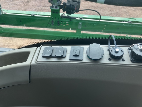 2025 John Deere 410R Sprayer/High Clearance