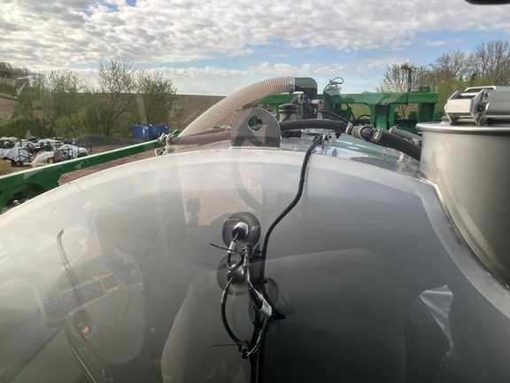 2025 John Deere 410R Sprayer/High Clearance