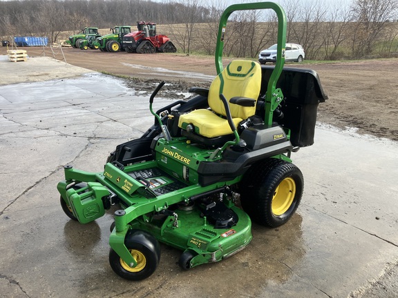 2023 John Deere Z760R Mower/Zero Turn