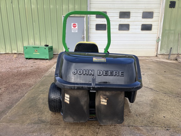 2023 John Deere Z760R Mower/Zero Turn