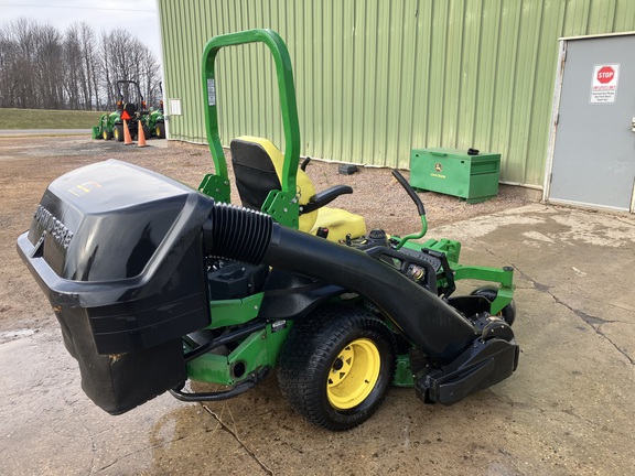 2023 John Deere Z760R Mower/Zero Turn