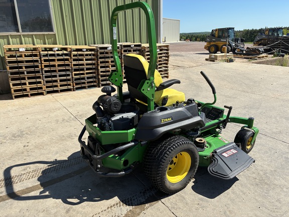 2023 John Deere Z760R Mower/Zero Turn
