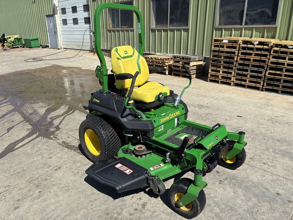 2023 John Deere Z760R Mower/Zero Turn