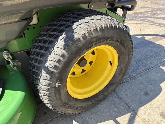 2023 John Deere Z760R Mower/Zero Turn