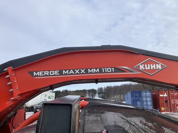 2021 Kuhn MERGE MAXX 1101 Hay Merger
