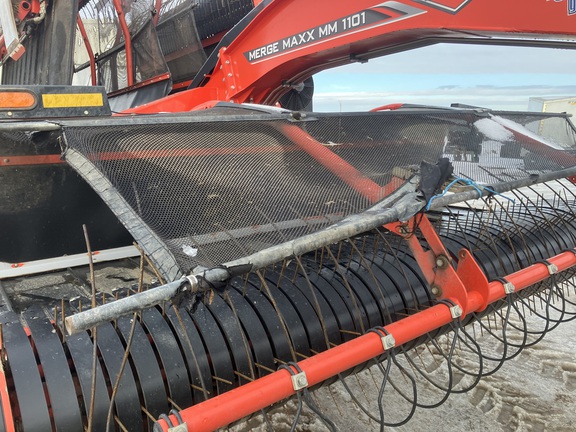 2021 Kuhn MERGE MAXX 1101 Hay Merger