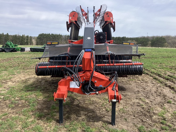 2021 Kuhn MERGE MAXX 1101 Hay Merger