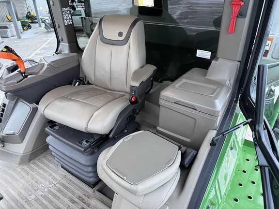 2025 John Deere 400R Sprayer/High Clearance