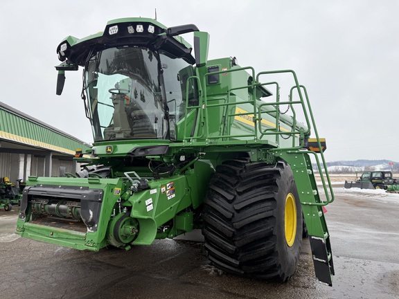 2025 John Deere S7 800 Combine