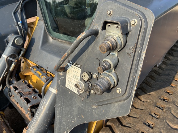 2021 John Deere 331G Compact Track Loader