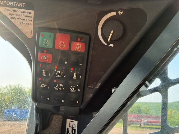 2021 John Deere 331G Compact Track Loader
