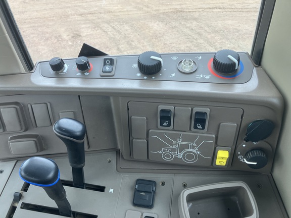 2016 John Deere 6175M Tractor