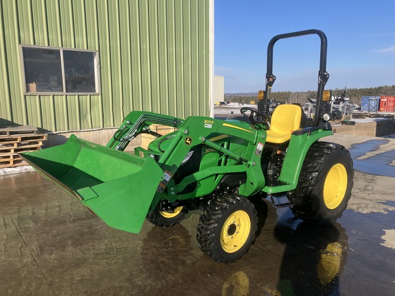 2022 John Deere 3038E Tractor Compact
