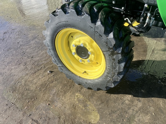 2022 John Deere 3038E Tractor Compact