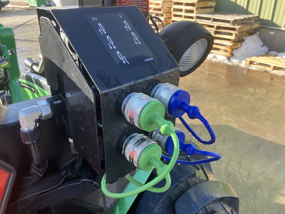 2022 John Deere 3038E Tractor Compact