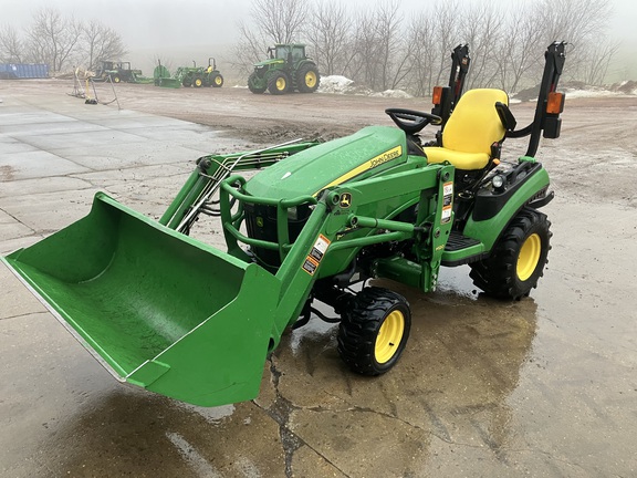 2014 John Deere 1025R Tractor Compact