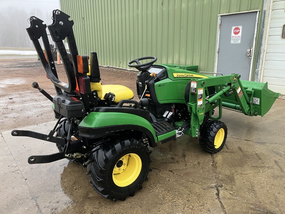 2014 John Deere 1025R Tractor Compact