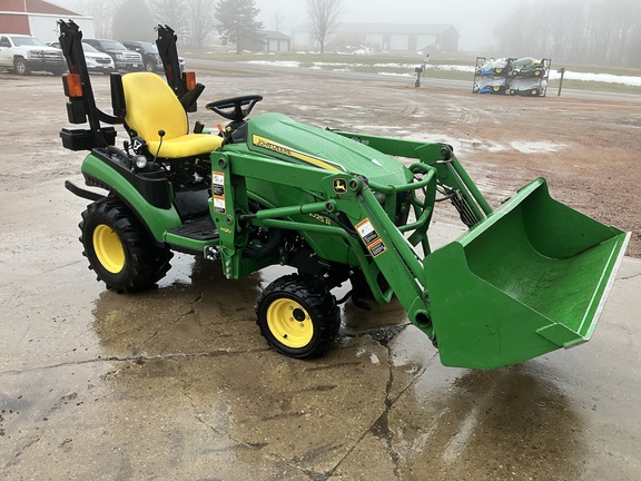 2014 John Deere 1025R Tractor Compact