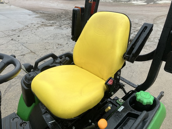 2014 John Deere 1025R Tractor Compact