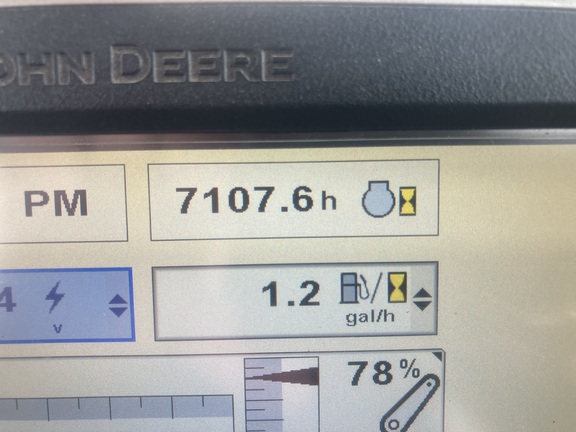 2012 John Deere 7260R Tractor