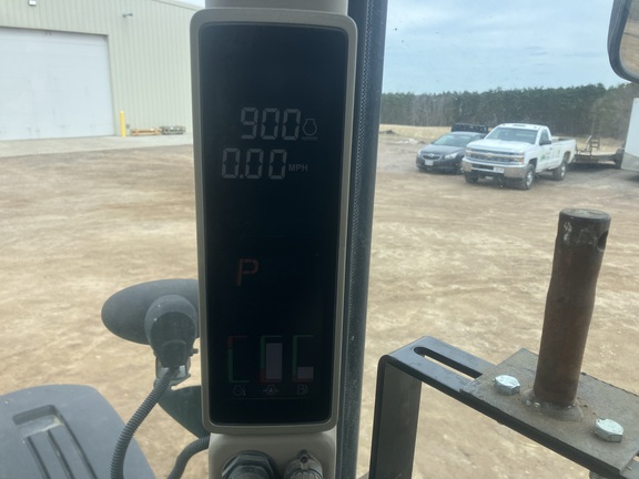 2012 John Deere 7260R Tractor