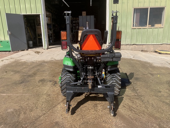 2017 John Deere 1025R Tractor Compact