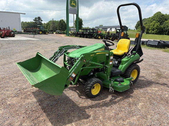 2022 John Deere 1023E Tractor Compact
