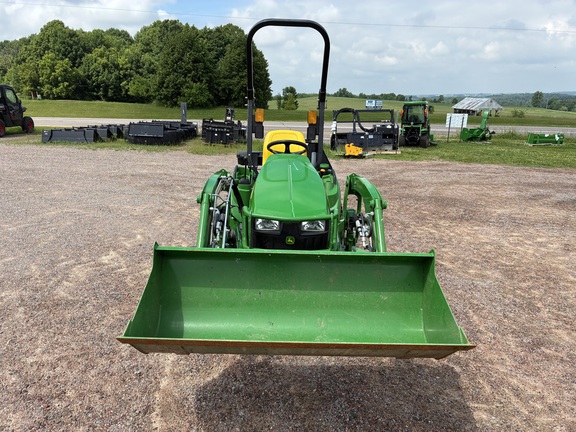 2022 John Deere 1023E Tractor Compact