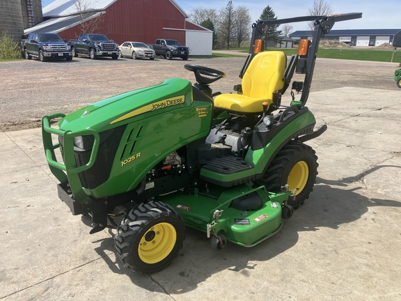 2019 John Deere 1025R Tractor Compact