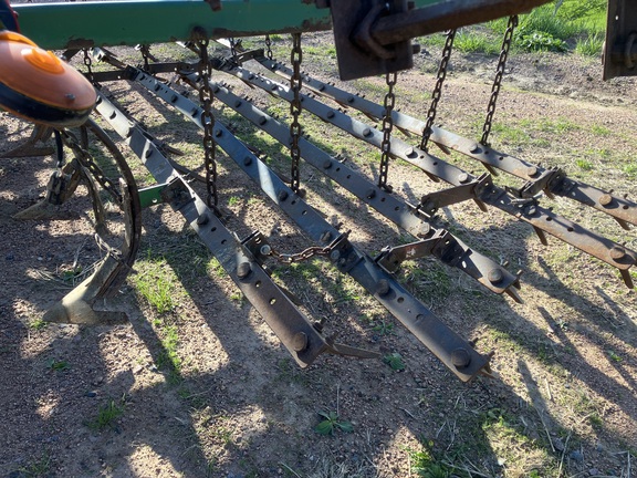 John Deere 980 Field Cultivator