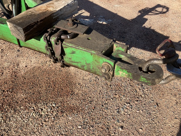 John Deere 980 Field Cultivator