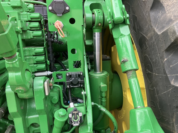 2023 John Deere 8R 410 Tractor