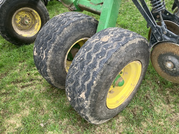 1993 John Deere 455 Drill