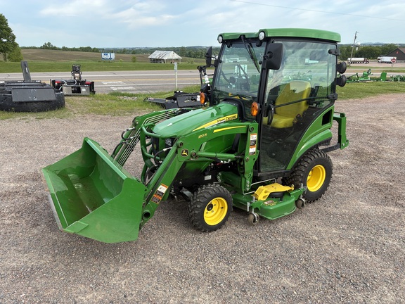 2023 John Deere 1025R Tractor Compact