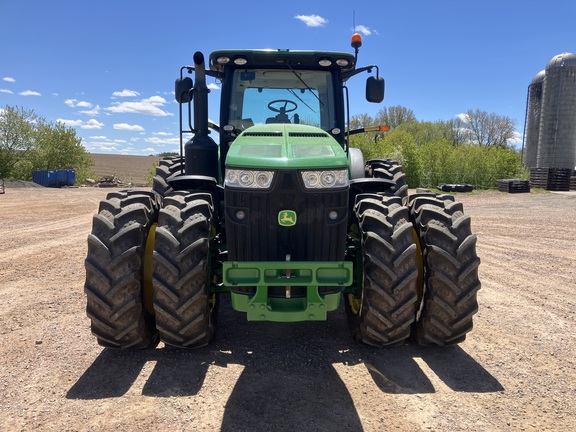 2011 John Deere 8360R Tractor