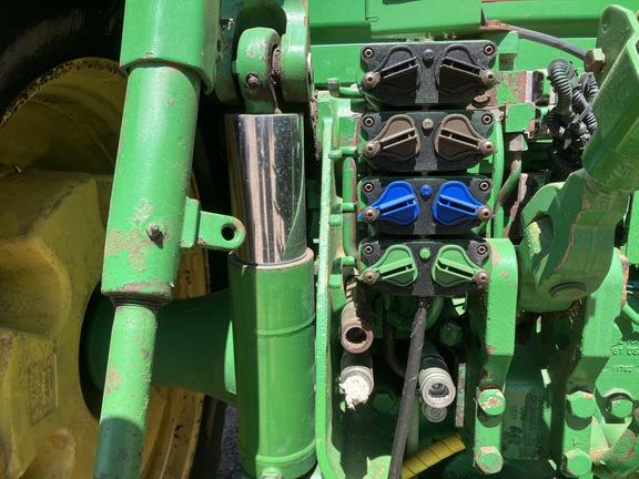 2011 John Deere 8360R Tractor