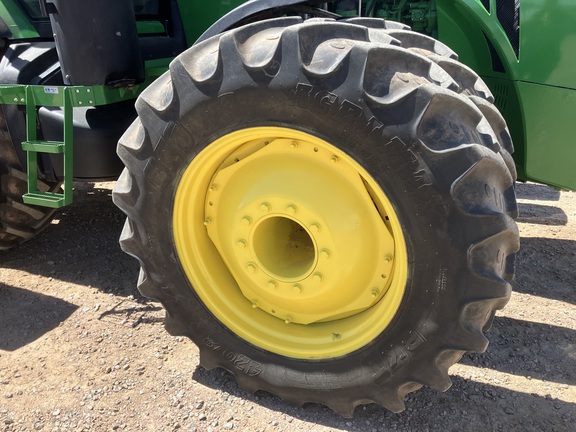 2011 John Deere 8360R Tractor