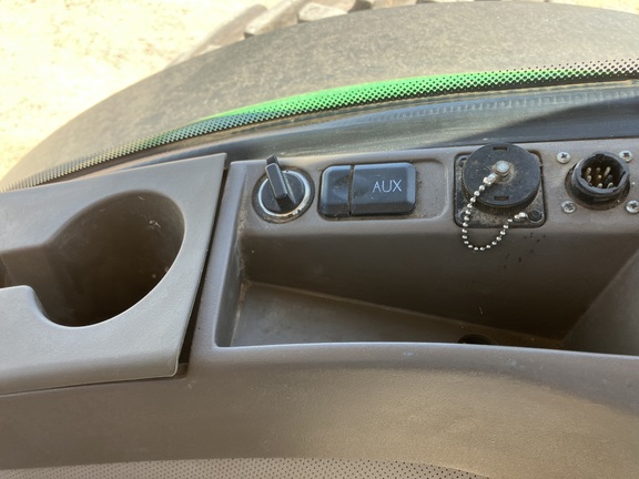 2011 John Deere 8360R Tractor