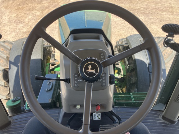 2011 John Deere 8360R Tractor