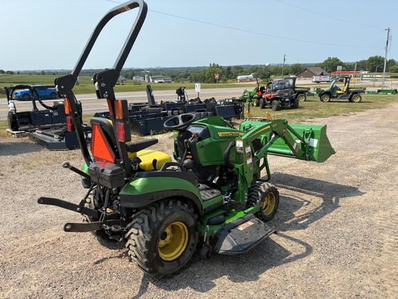 2018 John Deere 1025R Tractor Compact
