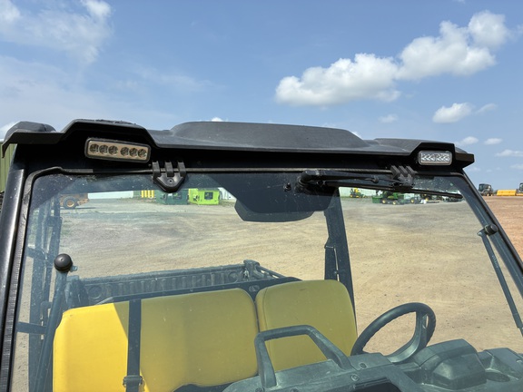 2021 John Deere XUV 835M ATV