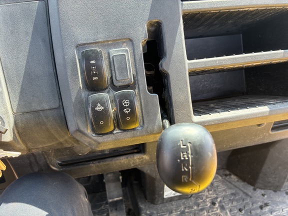 2021 John Deere XUV 835M ATV